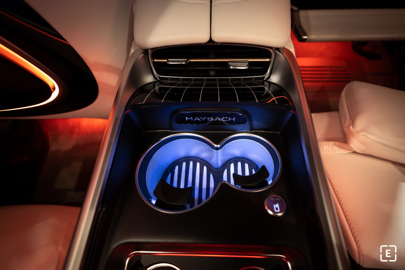 Mercedes-Benz EQS 580 SUV Maybach — 5