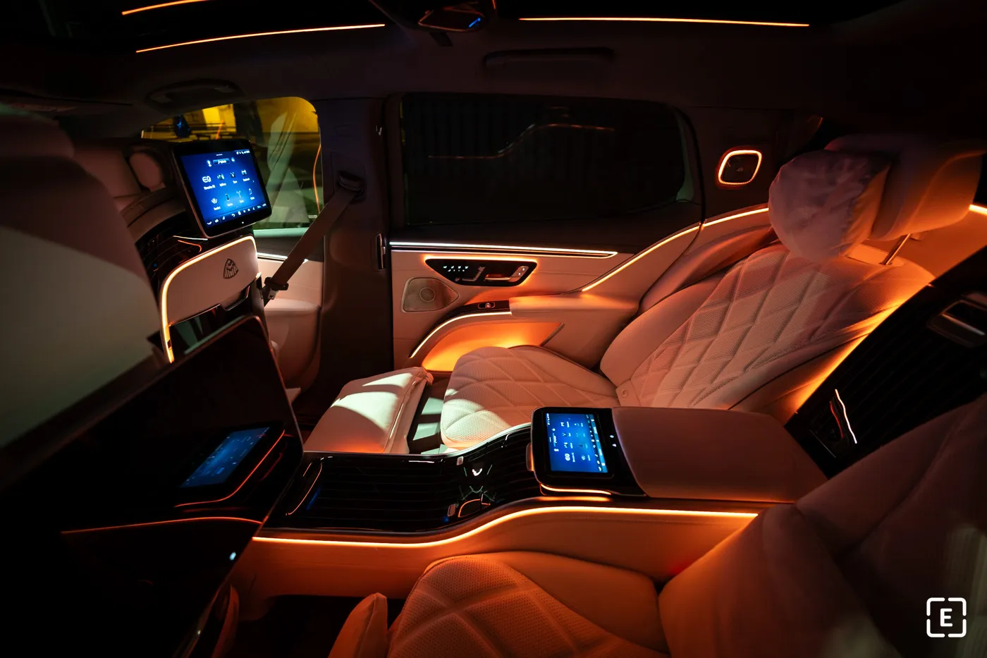 Mercedes-Benz EQS 580 SUV Maybach — 6